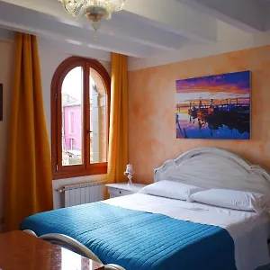 Cà Di Pizzo Di , Burano Italia